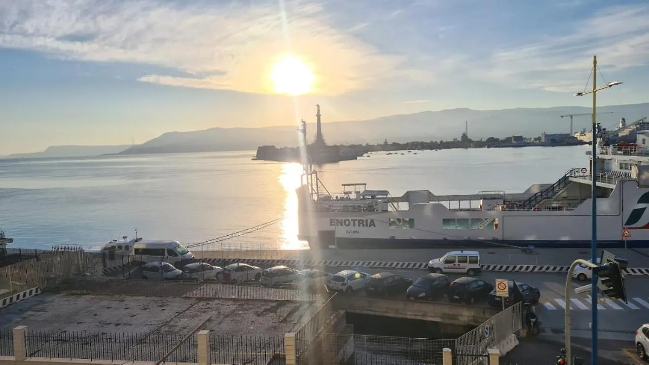 Jolly Charme Suite Messina Hotel
